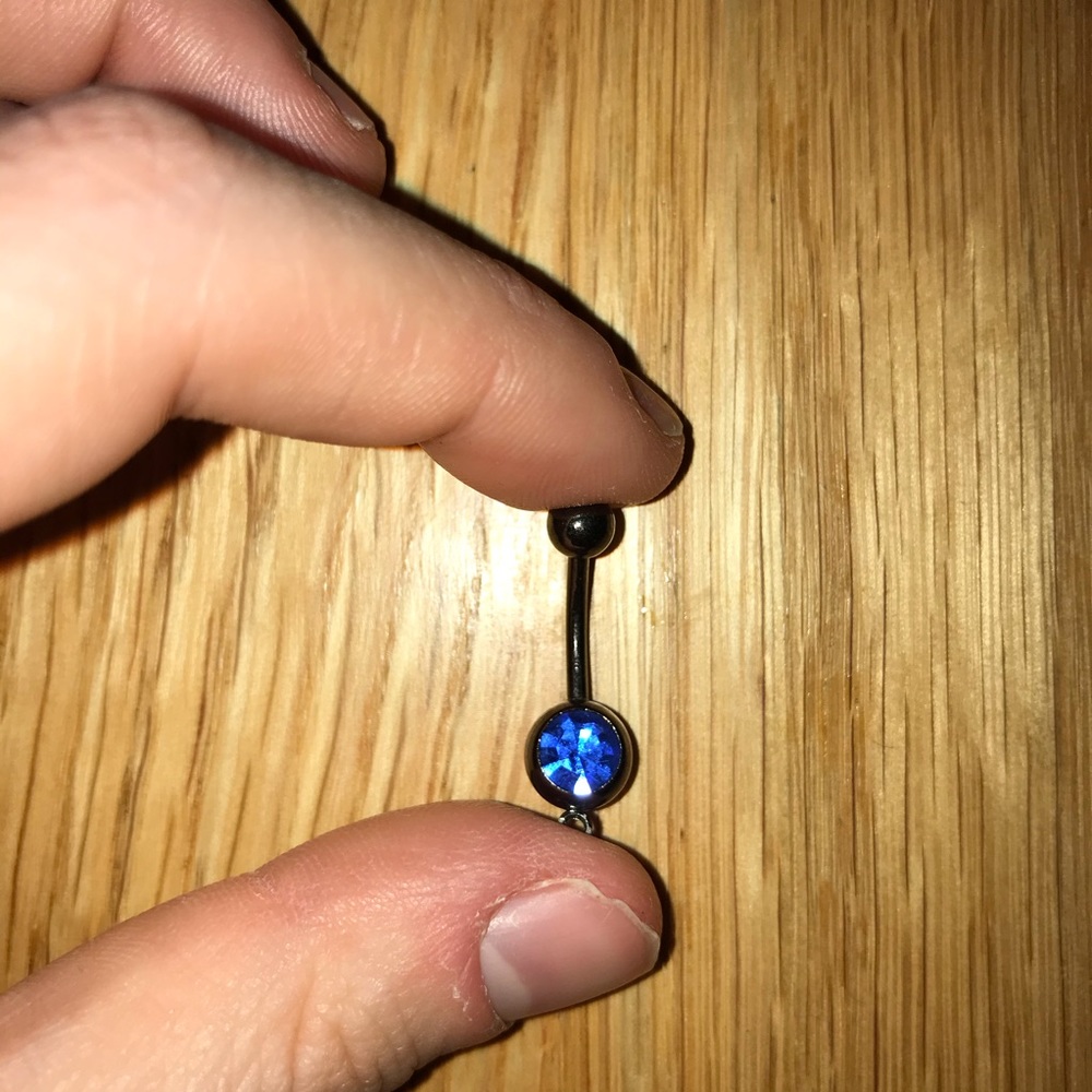 Bellybutton ring (never worn) - Picture 2 of 2